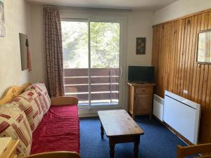 Studio cabine au Pleynet avec balcon, près des pistes - FR-1-557A-2