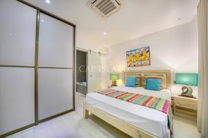 Villa 4 chambres, moderne, piscine, à Grand Baie proche des plages