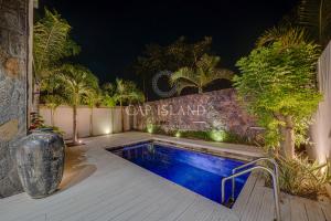 Villa 4 chambres, moderne, piscine, à Grand Baie proche des plages