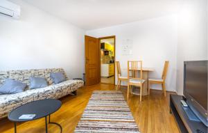 Lovely Apartment In Dekani With Wifi