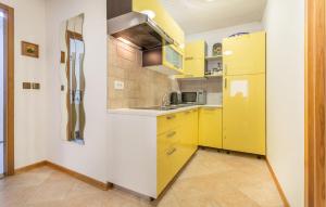 Lovely Apartment In Dekani With Wifi