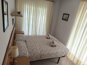 Larimar, piscina y deportes en Salou