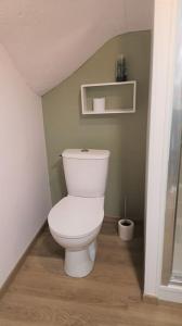 T1 bis proche Marais avec garage à moto