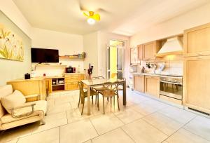 Hostdomus - Blues Apartment