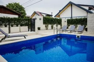 Villa Perla - Gradiošnica