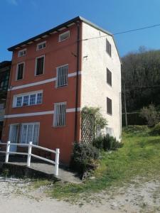 La casa sotto il pino