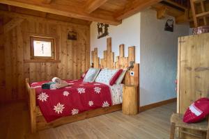 Quadruple Room with Mountain View