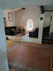 Villas Romantische Bauernhofvilla inmitten der Weinberge : Villa 3 Chambres