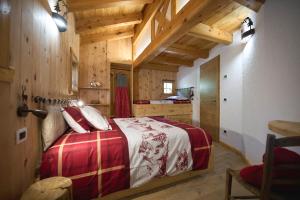 Triple Room with Mountain View