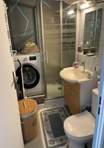 Appartement cosy refait à neuf à 300m de la mer