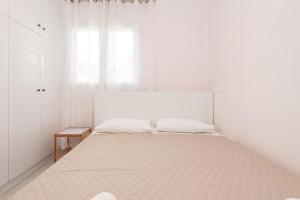 Lazaros apartments