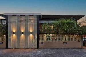 Cherilynn holmes At Hatyai