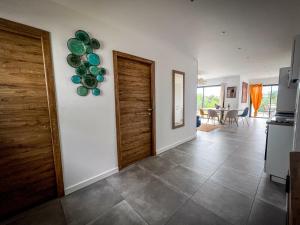 Appartements Porticcio Vacations - Terrasse, Piscine, Jacuzzi, Clim - by TGB : photos des chambres