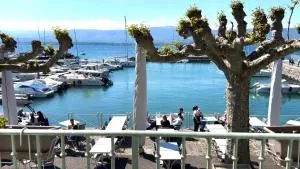 Appartement à 10 métrés de la plage ! - 尼翁