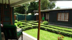 Wooden Knee Cottages Nanyuki