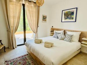 Villas Paisible et Spacieuse Villa avec 4 suites independantes : photos des chambres