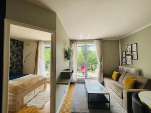 Proche Château de Versailles avec balcon vu sur une forêt et parking gratuit pour 5 personnes maximum