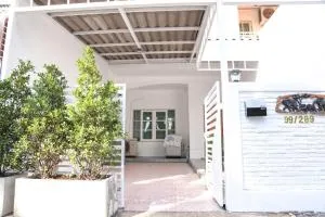 Home Sawasdee 2, ใกล้Safari world - Ban Sam Ngam