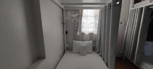 Giường Trong Phòng Ngủ Tập Thể Cho Cả Nam Và Nữ 6 Giường (Bed in 6-Bed Mixed Dormitory Room)