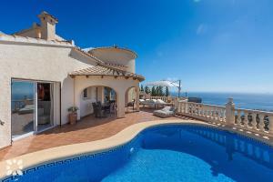 Villa Costa del Cielo by Abahana Villas