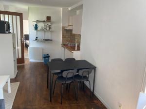 Appartements Haut de jardin dans une maison : photos des chambres