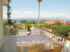 Adonis Sea View - Sikáminon