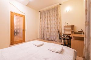 Апартаменти 3-кімнатні, метро Хрещатик