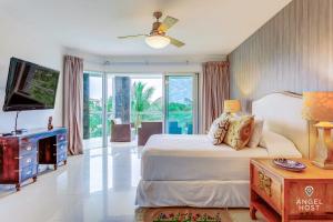 Zen Beachfront Condo, Pool, Gym, Golf, Beach Club