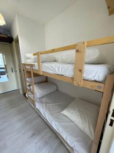 Appartements Joli studio pres de la foret : photos des chambres