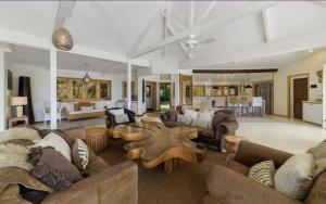 Northlight home by Bluescape