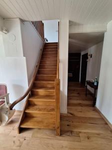 Appartements Duplex pres des Thermes avec jardin : photos des chambres
