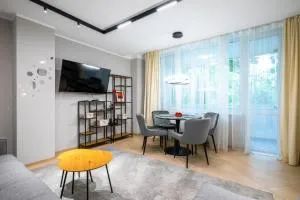 Silver Gem -1BD with desk and balcony by Flat Mаnager - Sofia