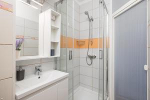 My Way room, parking, sea view, terrace