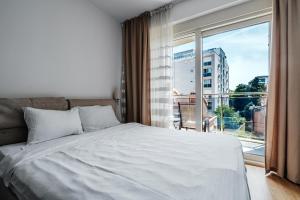 Central studio by In Property