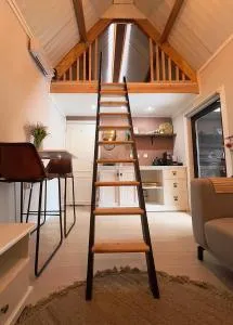 Tiny house met heerlijke hottub & buitenkeuken - Oudeschoot