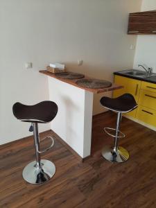 A charming and peaceful summer villa 400m from the sea