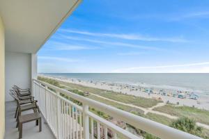 Oceanfront 2-Bedroom 2 Bathroom Condo on Cam 5th Floor