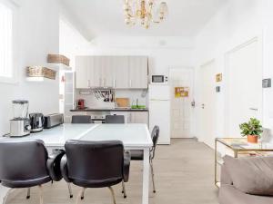 Las Canteras Beach Life Apartment