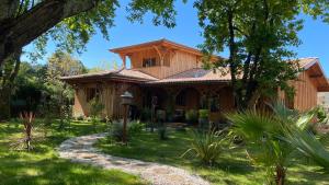 B&B / Chambres d'hotes Chambre d-hotes sous la canopee : photos des chambres