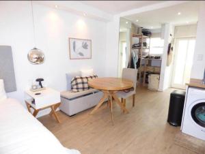 Central Stylish Studio