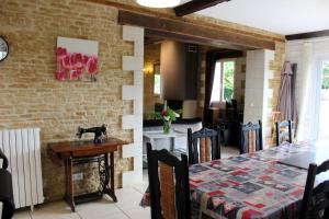 Maisons de vacances La Cour Saint Richer : photos des chambres