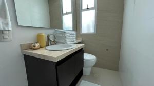 Portovento Morros Cartagena 2 hab con parqueadero y salida a playa