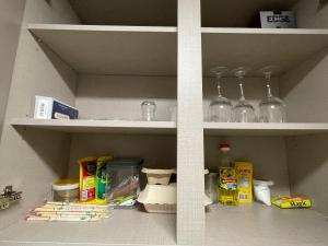 DHeights Monterrace Clark Studio with Kitchen Overlooking Balcony