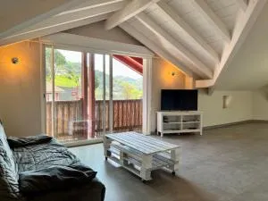 Appartement T3 neuf à Urrugne, proche frontière, commerces et plage, stationnement gratuit. - FR-1-239-931 - 比里阿图