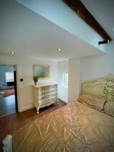 Vivians rooftop apartments