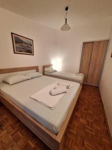 Studio (3 Adults) room in Apartments Kuc