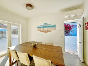 Caparica Villa blue beach