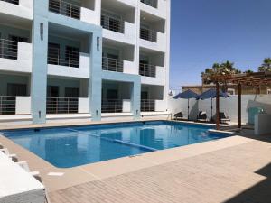 Costa Elegante Hotel & Suites