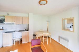 Appartements Residence Les Chalets de Puy Saint Vincent - maeva Home - Appartement 2 Pieces 4 Personnes - Budget MAE-4851 : photos des chambres
