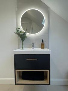 Two Bedroom Deluxe Sea View Guest Suite